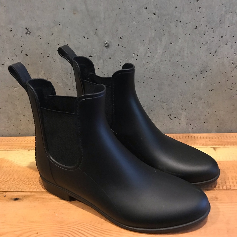 J.Crew Black Matte Chelsea Boots, Size 8.